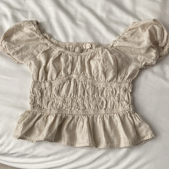 Cream Ruffled top - Picture 3 of 4